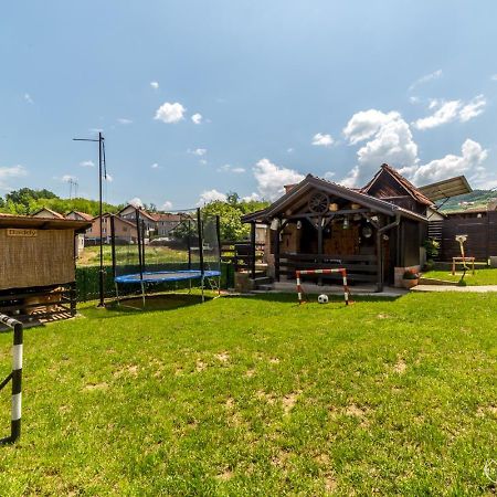 Mak Basta Apartment Баина Баща Екстериор снимка
