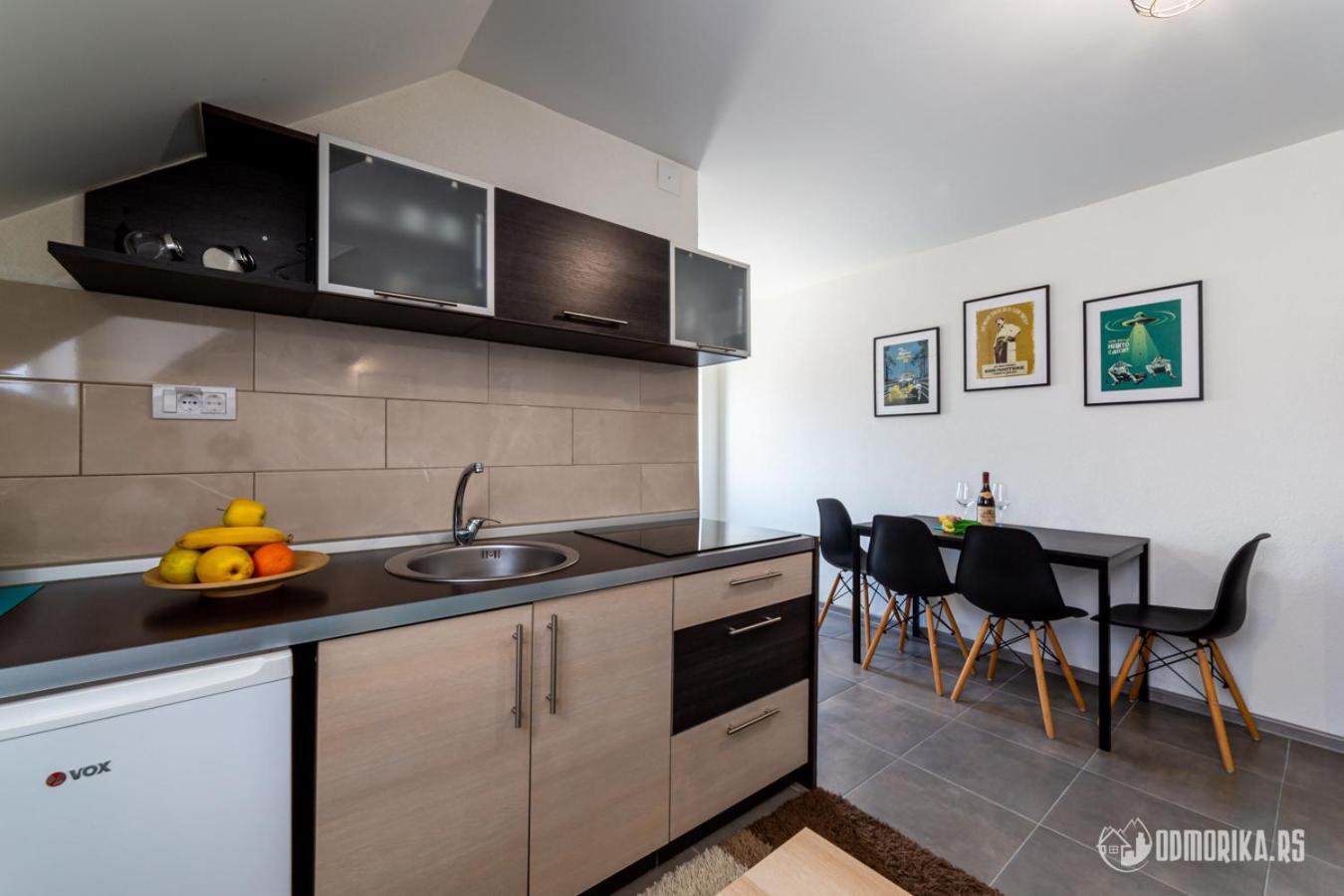 Mak Basta Apartment Баина Баща Екстериор снимка