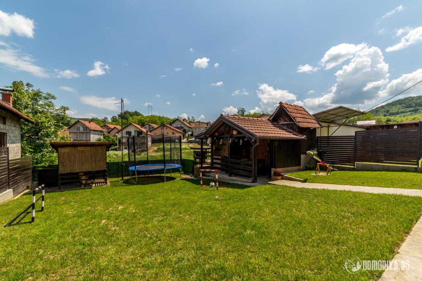 Mak Basta Apartment Баина Баща Екстериор снимка