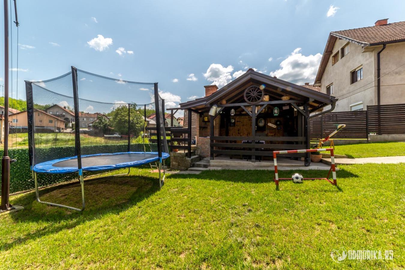 Mak Basta Apartment Баина Баща Екстериор снимка